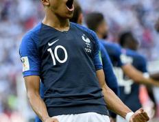 竞彩足球-姆巴佩裤子帐篷(姆巴佩穿藏衣图片)