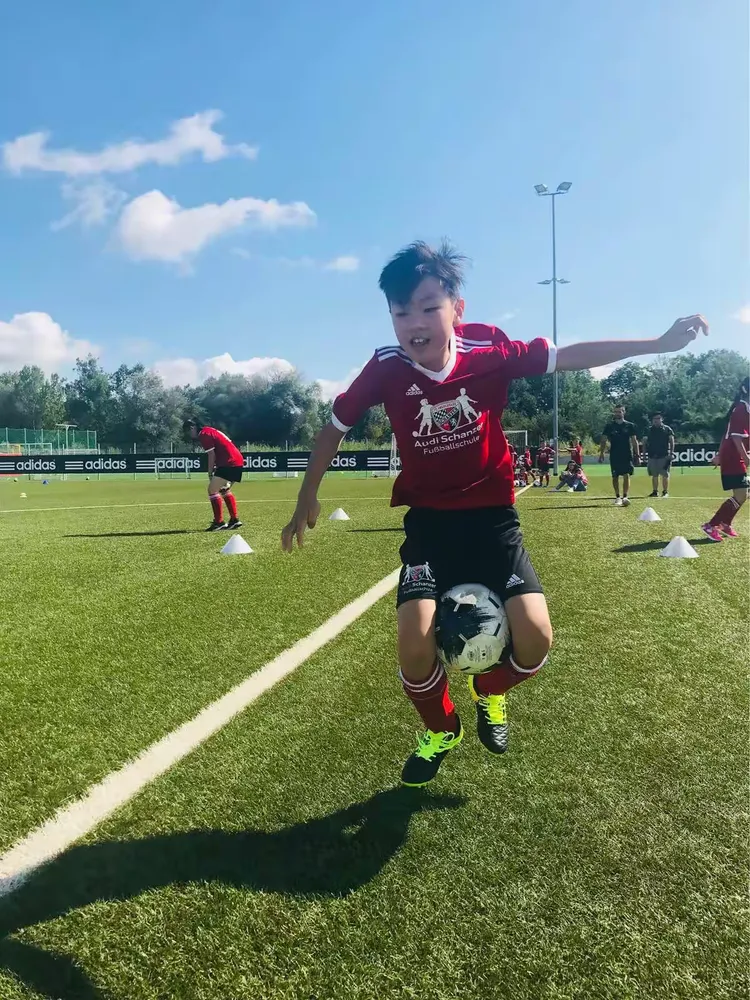 竞彩足球-关于迪奥门将反应訓(xùn)练的信息