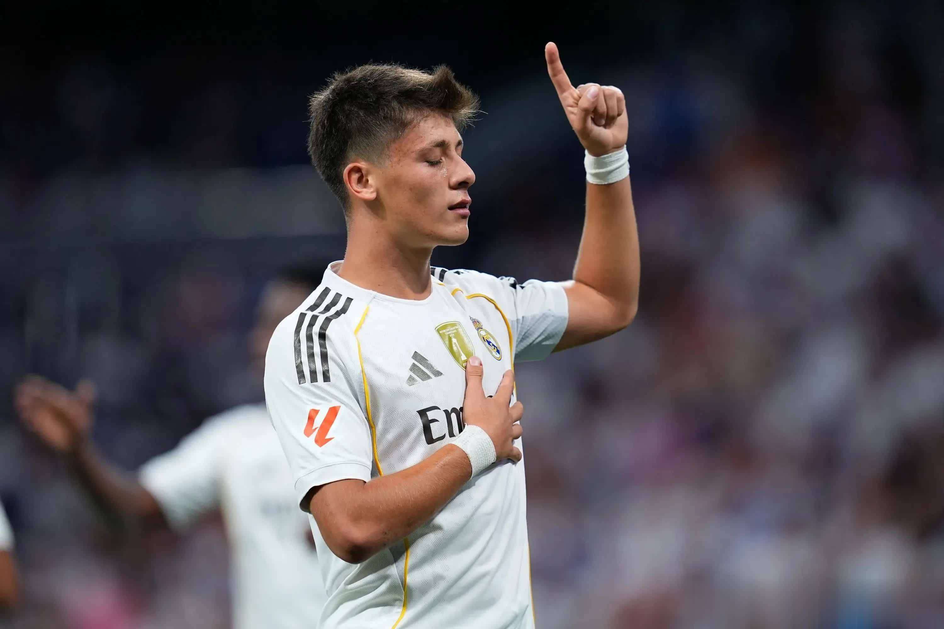 竞彩足球-皇家马德裡(lǐ)新援(皇家马德裡(lǐ)新队长)