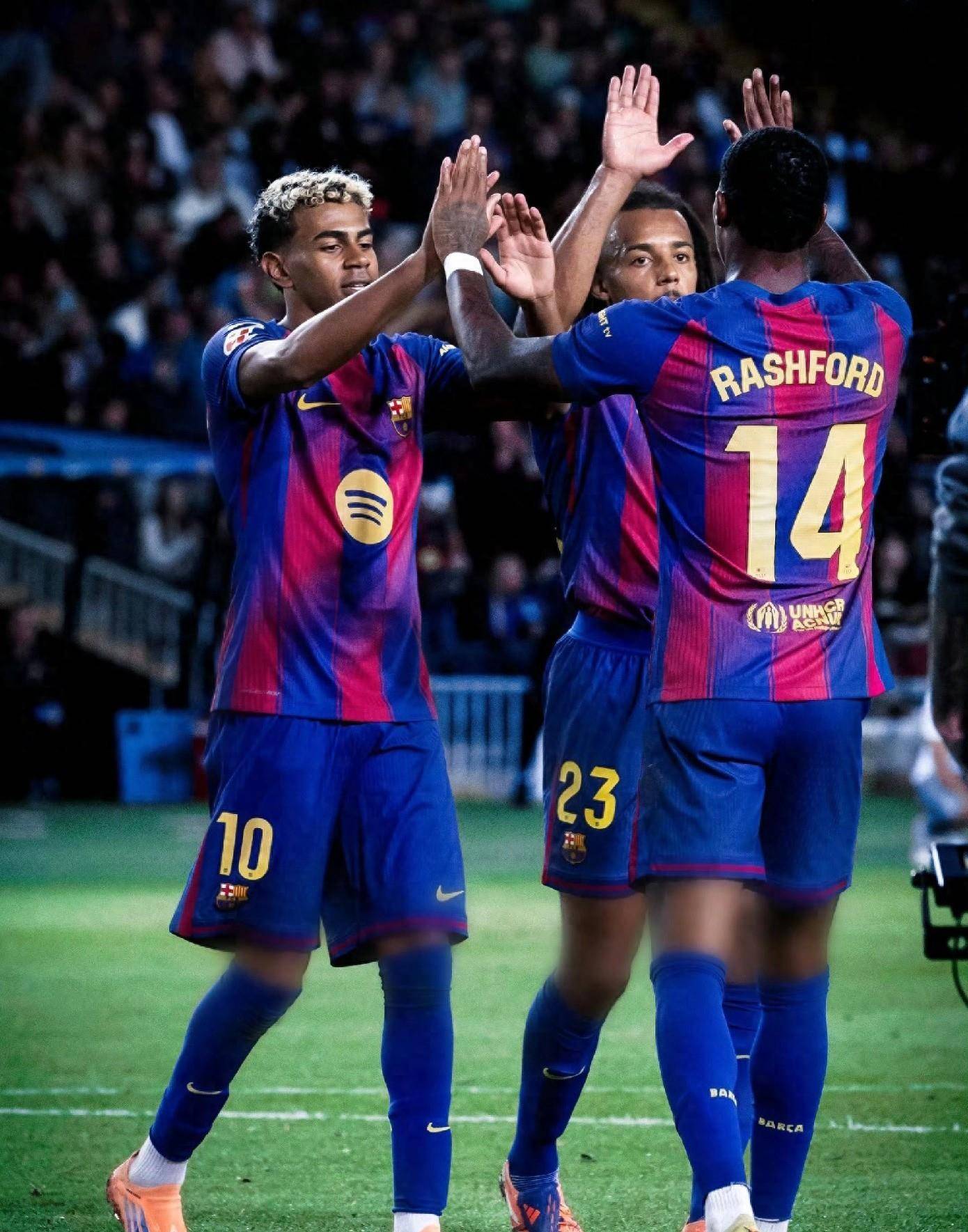 竞彩足球-巴萨签下迪亚斯(巴萨签下迪亚斯的球队)