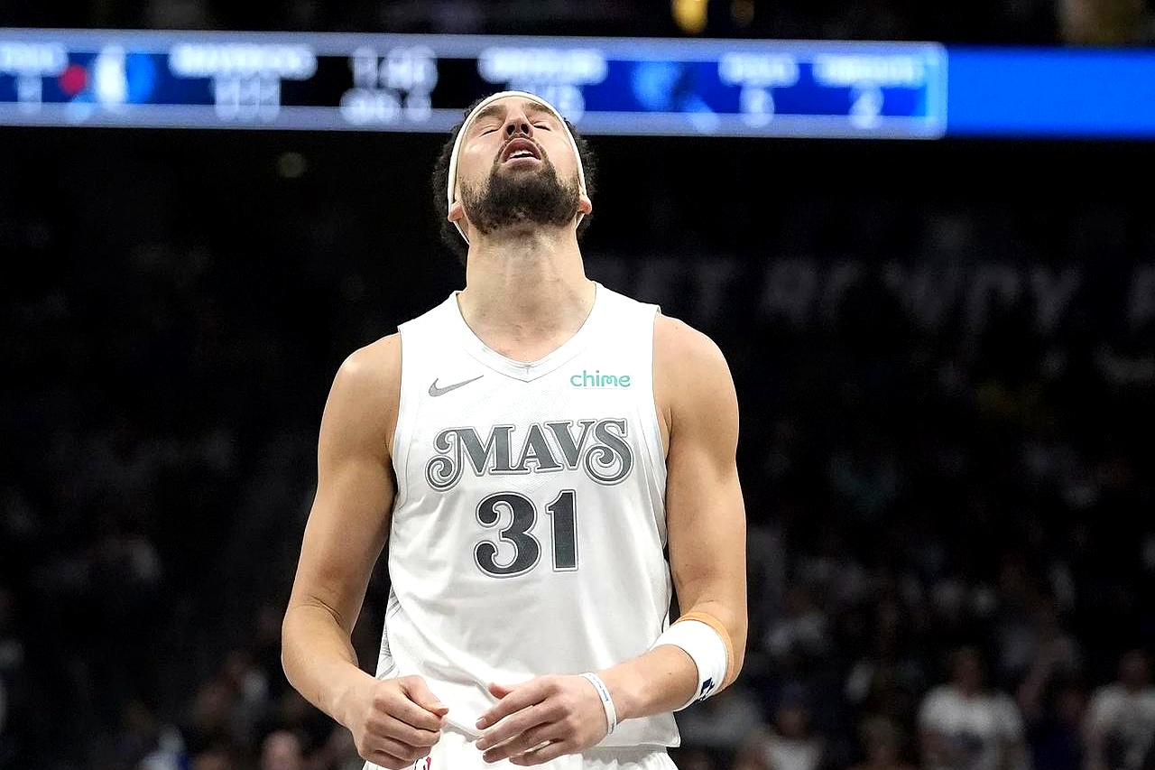 竞猜首页-克莱·汤普森快速出手(克莱汤普森打的什么位置)