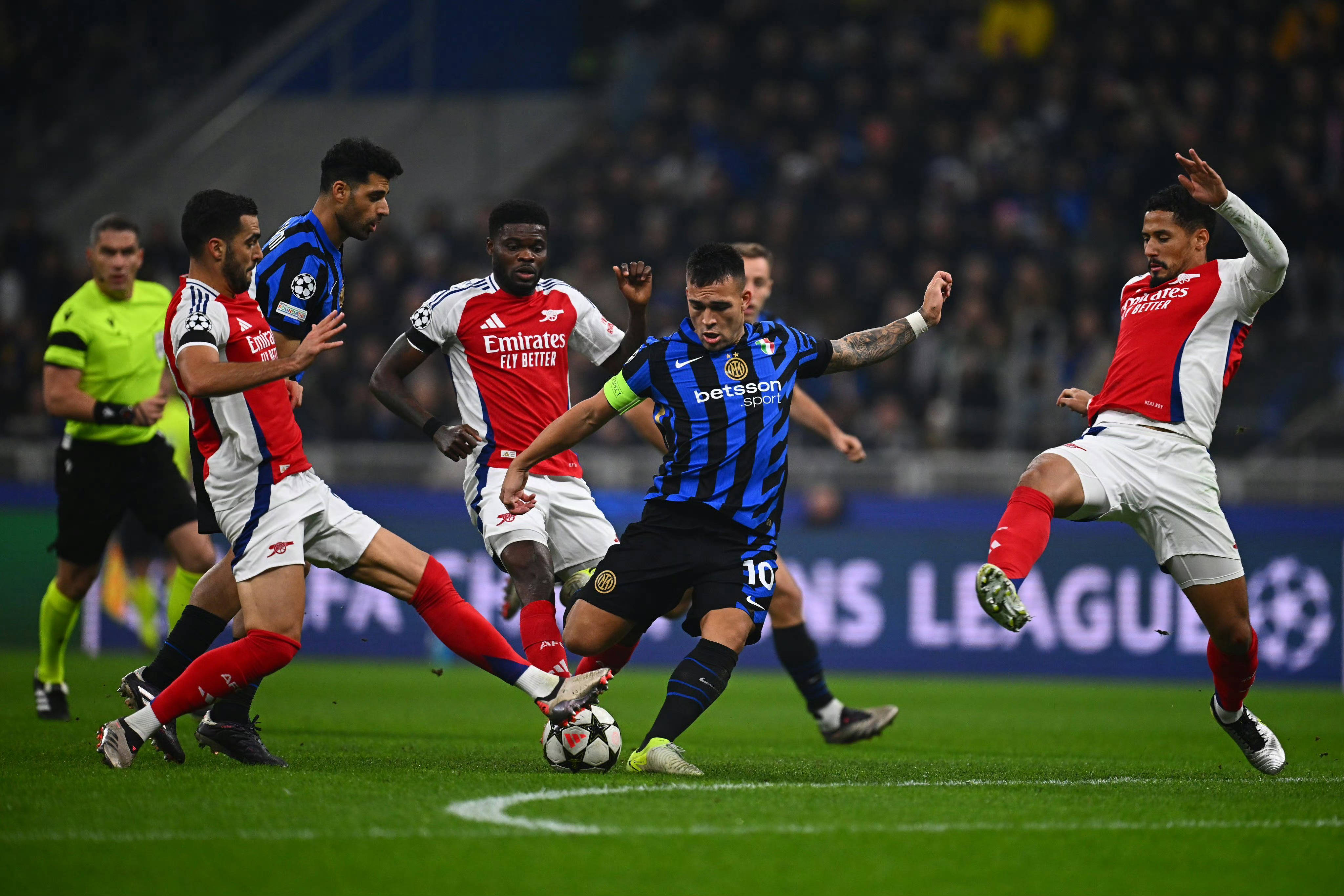 中国竞彩网-国际米兰今晚的比赛(雨燕直播足球直播在线直播)