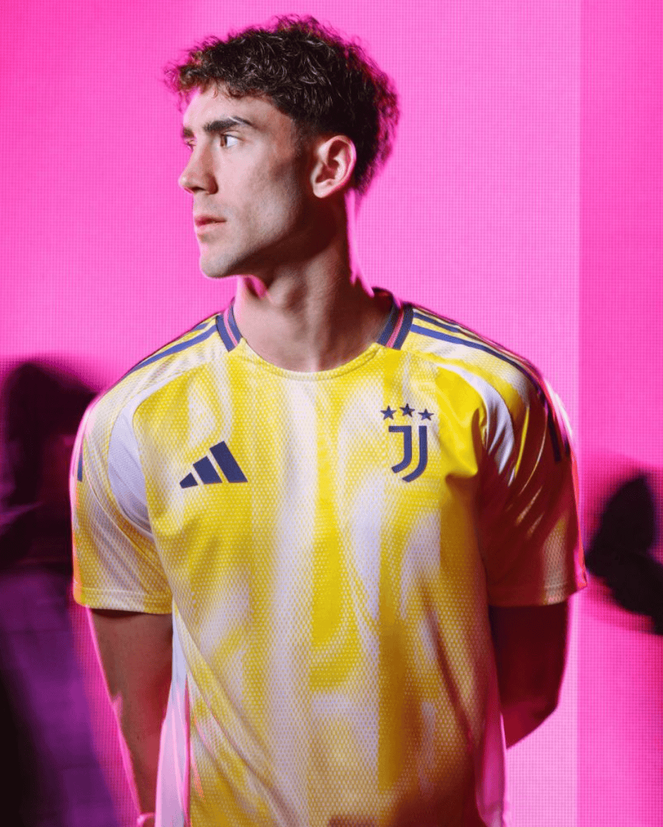 竞彩足球-尤文图斯球衣胸前广告(尤文图斯球衣是什么牌子的)