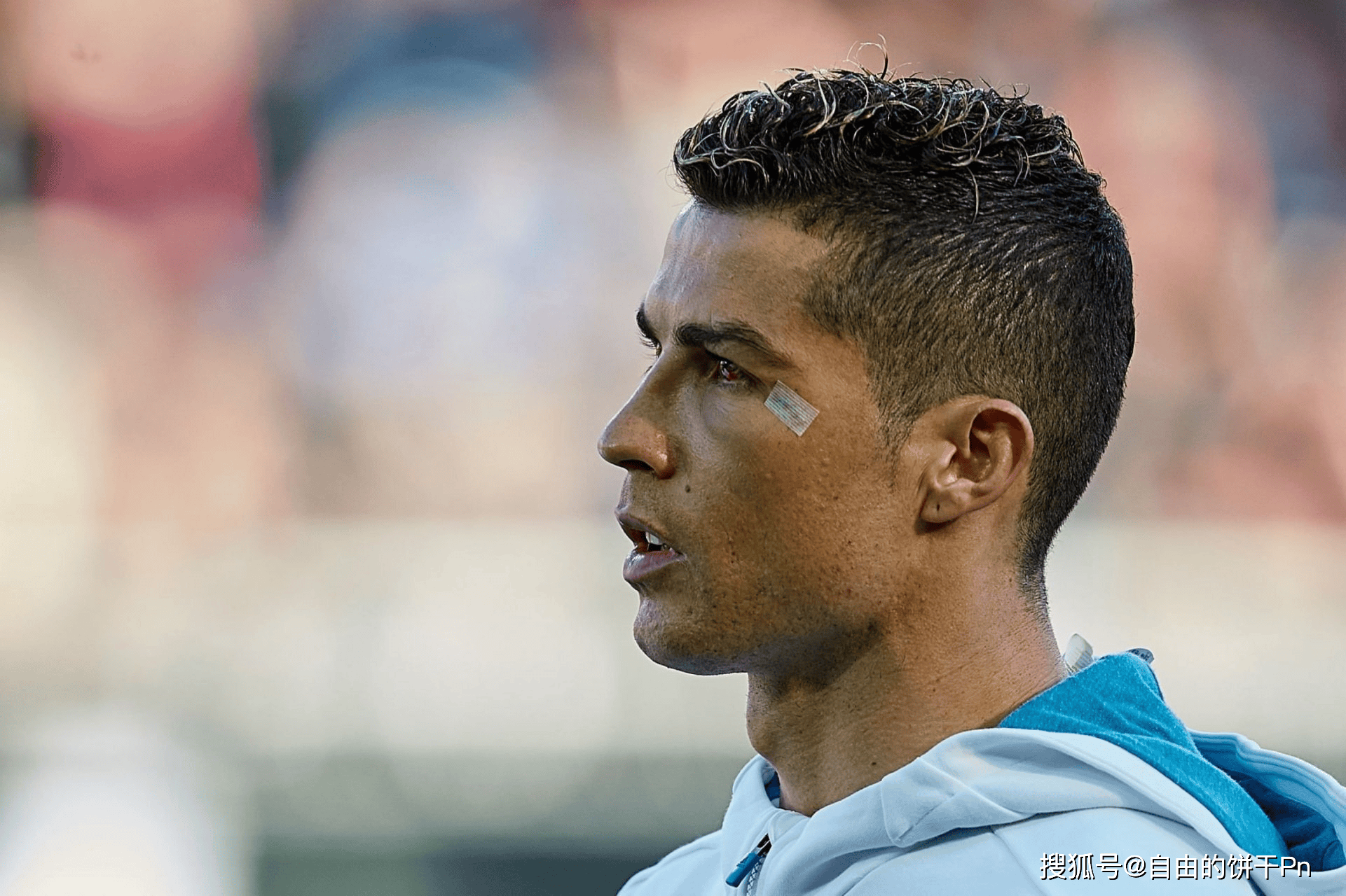 竞猜首页-C罗赛后微笑宣布退役(c罗赛后微笑宣布退役是真的吗)