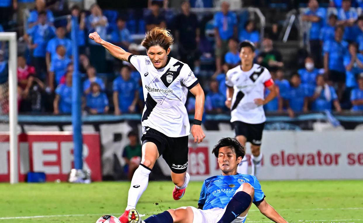 竞彩足球-巴萨vs神户胜利船阵容(巴萨vs神户胜利船阵容预测)